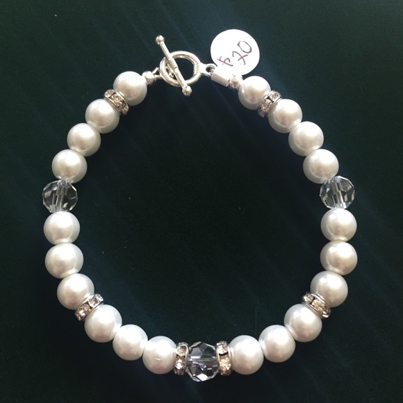 Hand Crafted Jewelry - HAND CRAFTED Bracelet White Glass Pearls  Rondelles Clear Faceted Crysta…